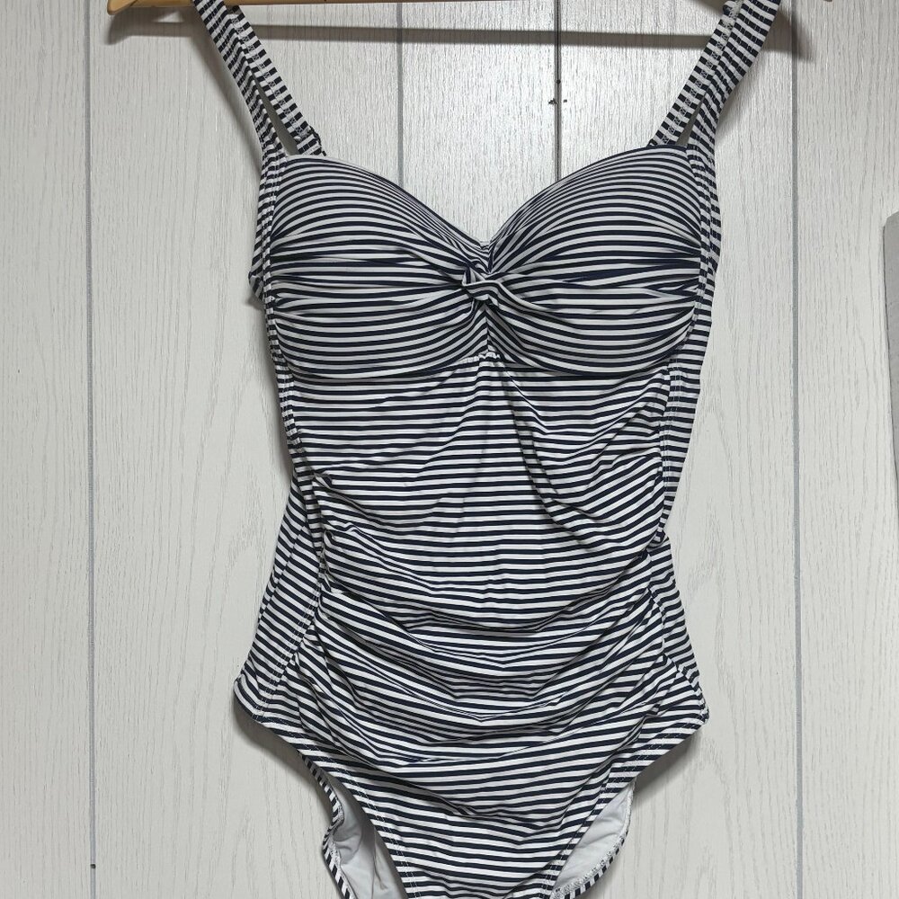 NIPTUCK Tummy Control Swimsuit Classic Nautical Navy & White Striped One-Piece - Picture 1 of 9